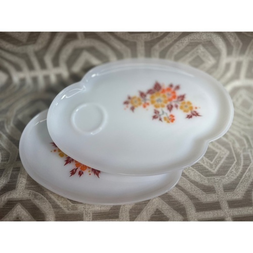 Vintage Blossom Federal Patio‎ FEDERAL Milk Glass  Snack Sets Riverdale 2